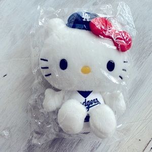 Dodgers Hello Kitty plush 🎀